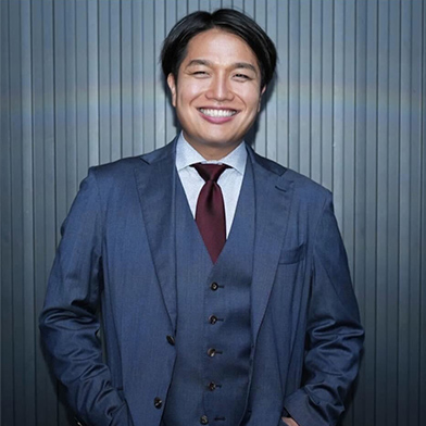 TOLICO株式会社　代表取締役　新榮 進悟